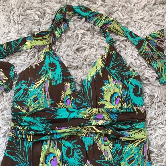 Flattering ruby rox peacock dress sz m euc! - Picture 2 of 6